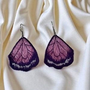 Haftowane kolczyki skrzydła motyla - odcienie fioletu