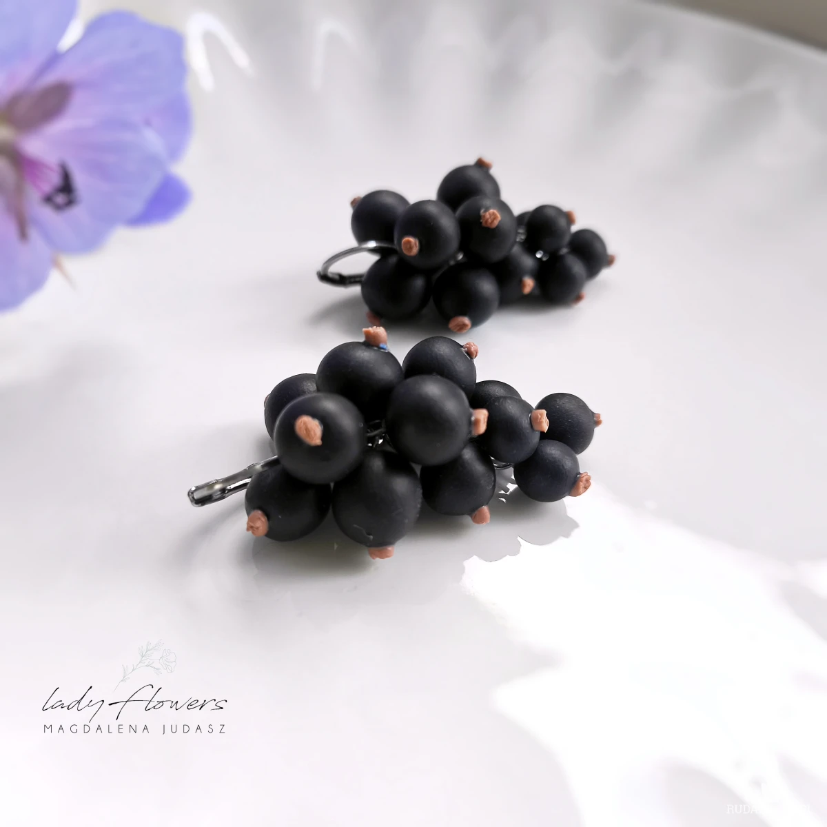 Kolczyki z czarną porzeczką