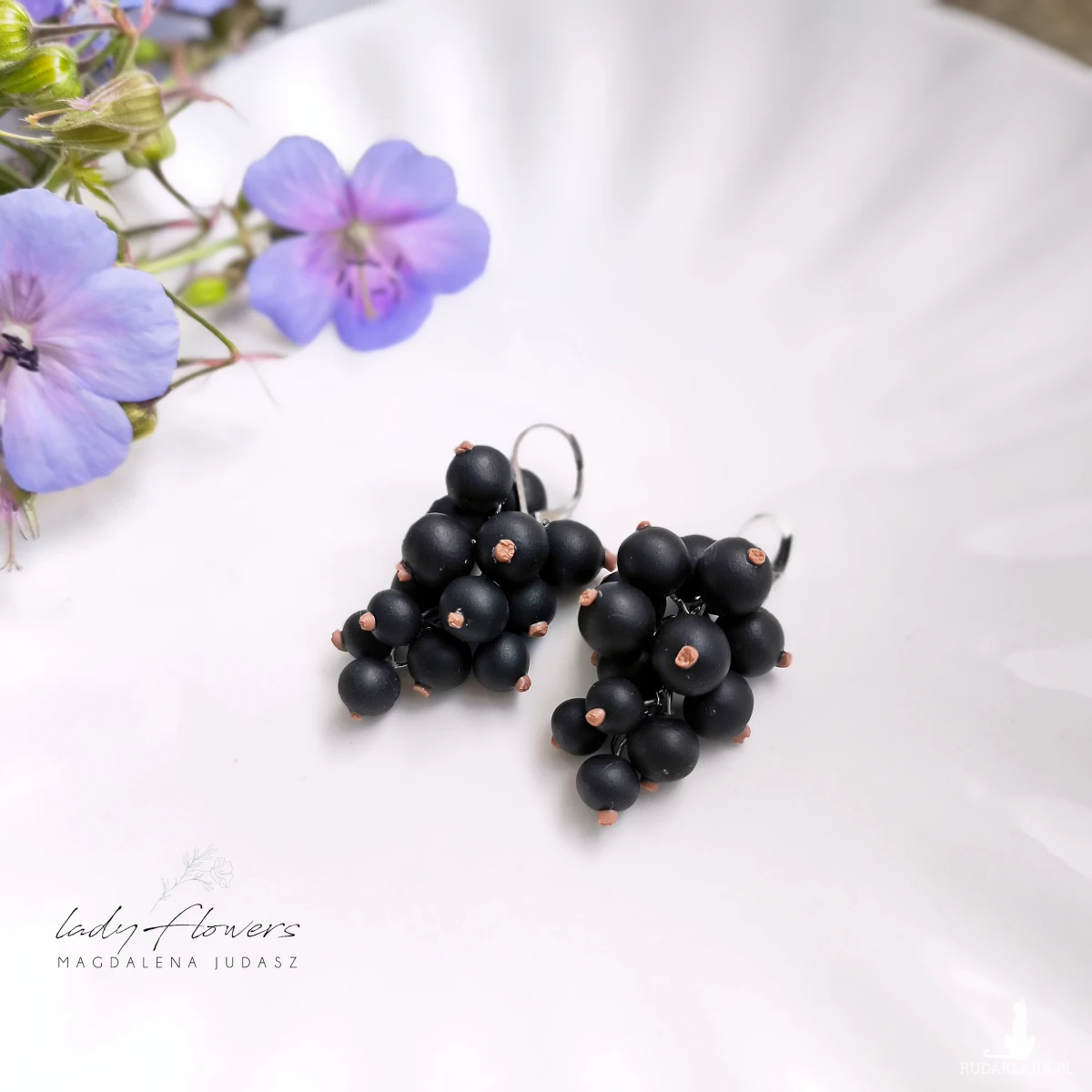 Kolczyki z czarną porzeczką