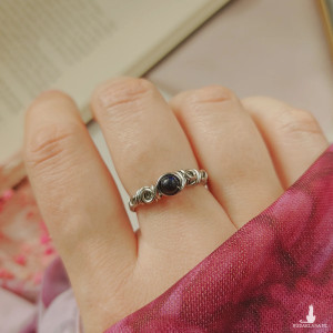 Pierścionek Noc Kairu regulowany stal chirurgiczna handmade