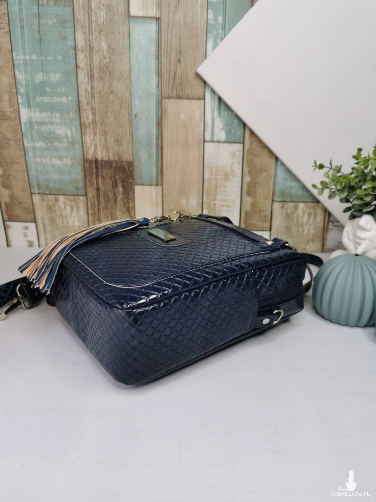 Listonoszka torebka box kuferek torebka damska na ramię zamykana ekoskóra - granatowa