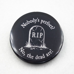 Przypinka gotycka z żywicy R.I.P. pin_print Goth 008