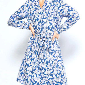 nowa sukienka rozmiar L, długi rękaw sukienka 40, wiskoza sukienka z długim rękawem, granatowa sukienka 40, niebieska sukienka we wzory, boho sukienka, wygodna sukienka