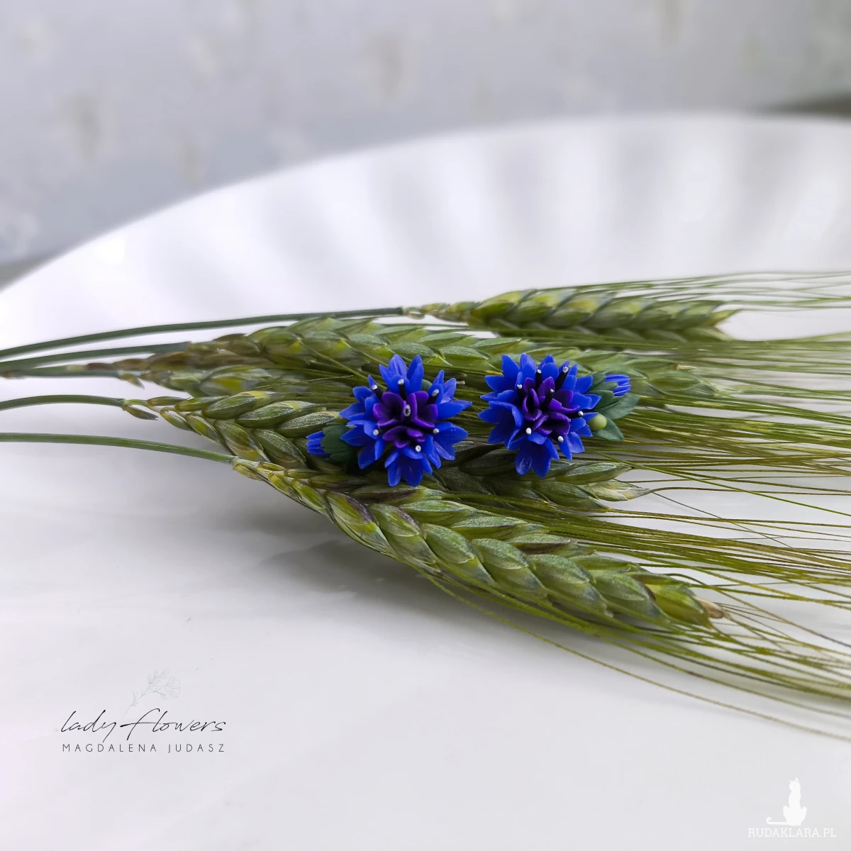 Nausznice z chabrami