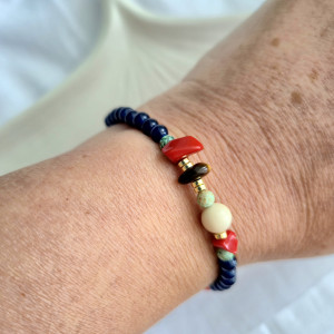 Granatowa bransoletka z kamieni naturalnych