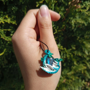 Naszyjnik małego smoka z labradorytem, idealny na prezent, magia fantasty