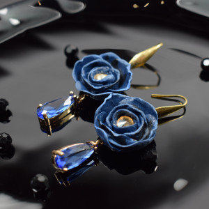 Eleganckie kolczyki z kryształami - niebieski i granat
