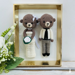 Młoda para misie w złotej ramce ręcznie robione prezent ślubny obraz