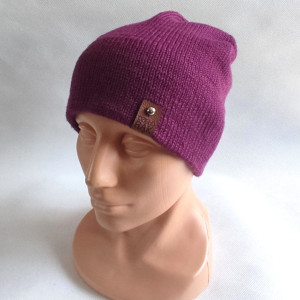 Cienka czapka z wełny merino, ciemny wrzos.