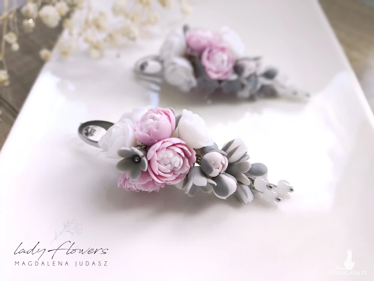 Kolczyki z peoniami i różami