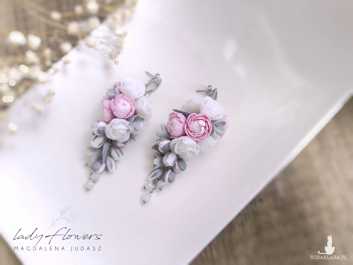 Kolczyki z peoniami i różami