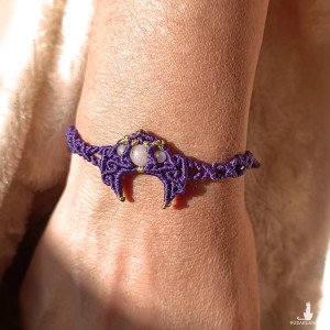 LUNULA księżyc z opalem w makramie bransoletka pleciona fioletowo złota kamienie naturalne delfinadolls