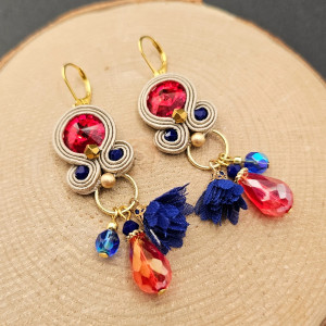 Beżowo kolorowe kolczyki sutasz z kryształkami 8