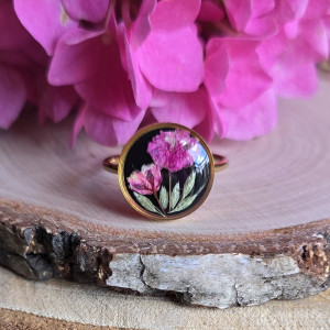Złoty pierścionek regulowany kwiaty z kwiatami kwiatem duży czarny różowa gipsówka