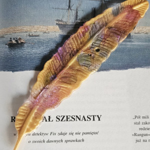 Zakładka z żywicy epoksydowej pióro z liściem eukaliptus P11