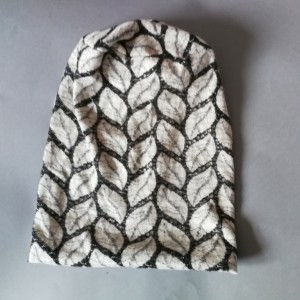 liściasta wzorzysta orientalna czapka smerfetka