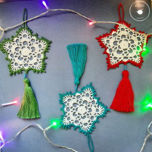 Szydełkowe gwiazdki z chwostami na choinkę