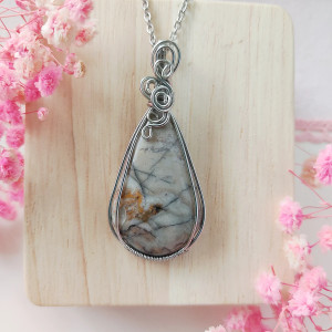 Naszyjnik Jaspis stal chirurgiczna wisiorek handmade wirewrapping