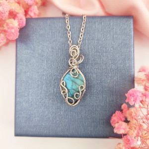 Naszyjnik Labradoryt Niebieski stal chirurgiczna wisiorek handmade wirewrapping