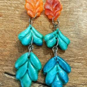 Jesienne kolczyki sztyfty handmade – listki