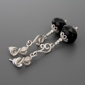 Kolczyki Scarlett, onyksy, srebro, kolekcja Przeminęło z Wiatrem