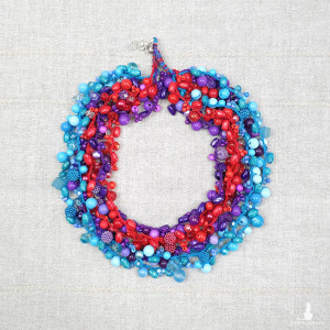 5612  Energia kolorów w jednym naszyjniku!