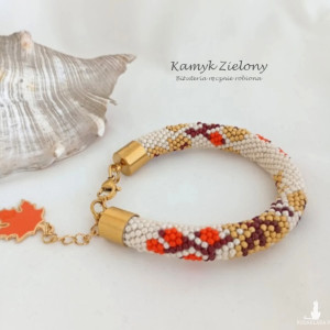 Bransoletka w jesienne liście - wykończenia ze stali chirurgicznej