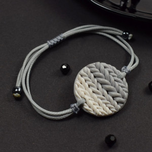 Wełniane sploty - bransoletka z regulacją w odcieniach szarości i