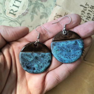 Kolczyki koła z matowym granatem