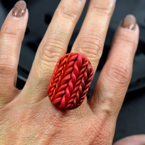 Wełniane sploty - regulowany, duży pierscionek