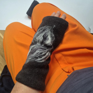 mitenki  czarne Box 01