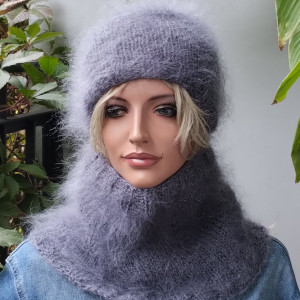 Moherowy komplet czapka  i komin w kolorze ciemnej szarości