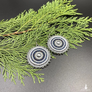 Koralikowe kolczyki koła szare #834