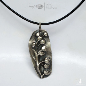 Konwalie w pączkach w srebrze - wisior