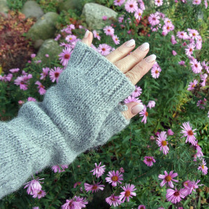 Mitenki z długim mankietem, szare rękawiczki bez palców