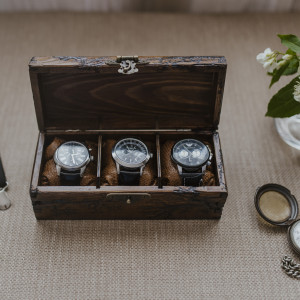 Pudełko na zegarki, bransoletki i łańcuszki, Drewniane na zegarki, bransoletki i łańcuszki