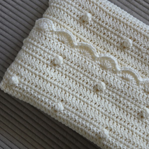 KOCYK DZIECIĘCY ECRU 100% WEŁNA MERINO 70 X 90 CM