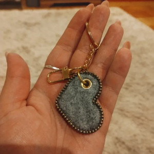 Brelok serce mini szare