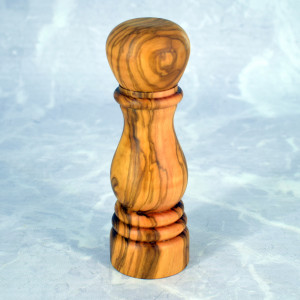 Młynek ceramiczny ręczny 16 cm drewno oliwne