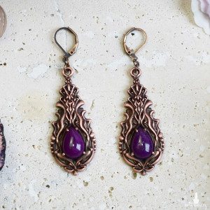 Miedziane kolczyki w stylu wiktoriańskim z fioletowym jadeitem #S3