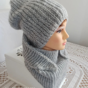 Komplet czapka oraz szalik i chusta dwa w jednym