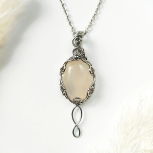 Naszyjnik Chalcedon 'Vilya' stal chirurgiczna wisiorek handmade wirewrapping