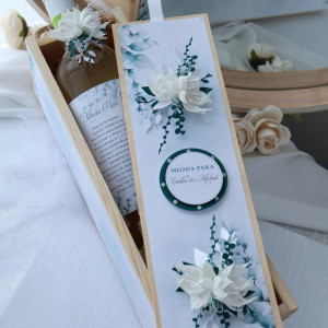 Skrzynka na wino na ślub – personalizowana, butelkowa zieleń