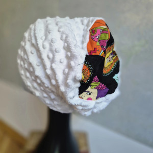 Czapka Biała Smerfetka z kolorową górą