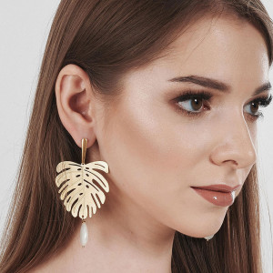 Botaniczne kolczyki z perłami c947