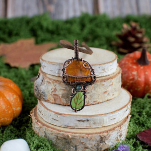 Wisior grzybek bursztyn howlit agat mszysty listek antyczna miedź jesień