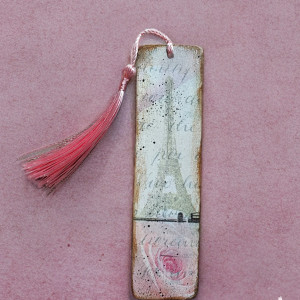 Drewniana zakładka do książki "Paryż"