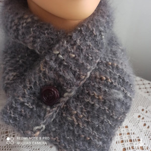 Moherowy komin w kolorze śliwki