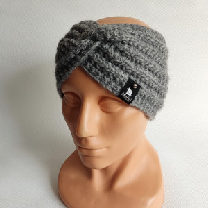 Opaska ręcznie robiona na drutach, szara.