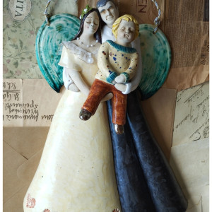 Para anielska z dzieckiem